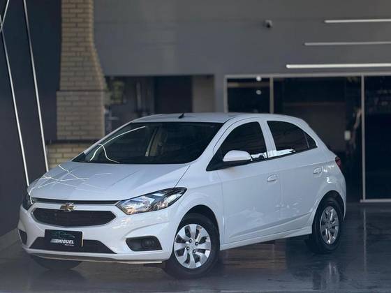 CHEVROLET ONIX 1.0 MPFI LT 8V FLEX 4P MANUAL CHEVROLET ONIX 1.0 MPFI LT 8V FLEX 4P MANUAL